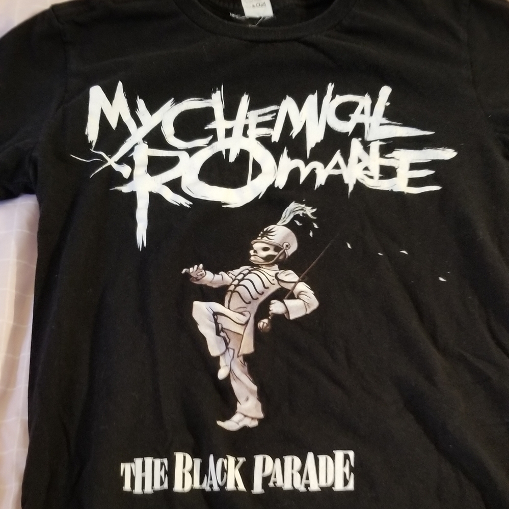 My Chemical Romance shirt.